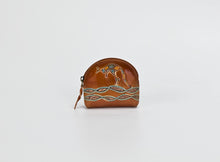 Load image into Gallery viewer, LEATHER COIN PURSE ROO 7.5X6 YAKINNO
